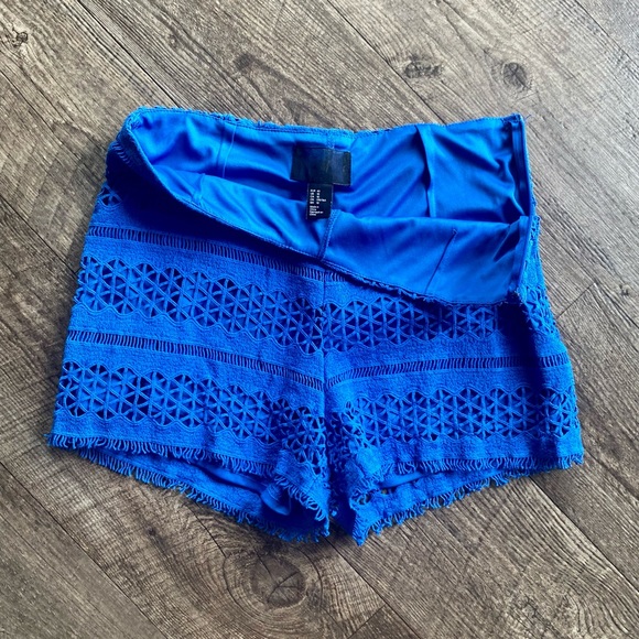 H&M Crochet Shorts Lace Shorts high waist high rise Party Shorts Medium - Picture 5 of 5